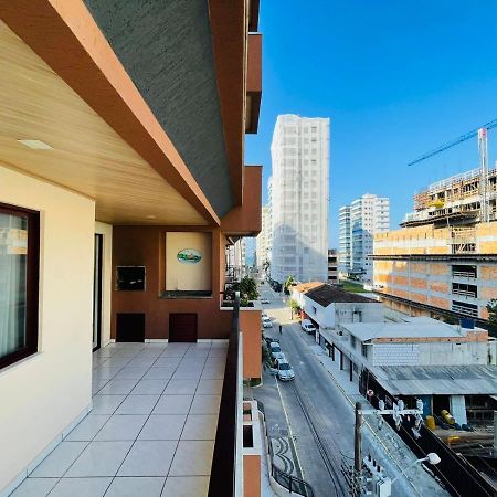 Apartamento Meia Praia - 伊塔佩马 外观 照片